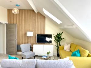 Lush Porthcawl Large Spacious 3 bedroom Apt, Prime Location