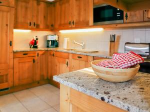 Apartment Les Cimes Blanches 102 A by Interhome