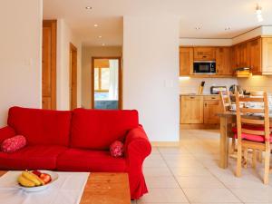 Apartment Les Cimes Blanches 102 A by Interhome