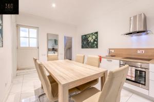 Mesmerising Views for a 2BR APT in the Capital by 360 Estates