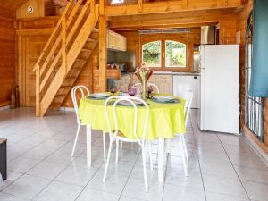 Chalets Chalet Le Chamalo by Interhome : photos des chambres