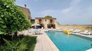 Cadre d'exception - Caderousse