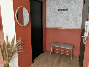 Appartements Studio confort - clim - ascenseur : photos des chambres