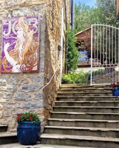 B&B / Chambres d'hotes Les GARGOUILLES Gorges du Tarn - Millau : photos des chambres