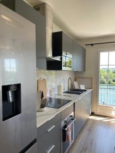 Ambiance Seine, Appartement lumineux en bordure de Seine - Chouette