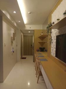 Coast Residences Penthouse with skyline and manila bay view