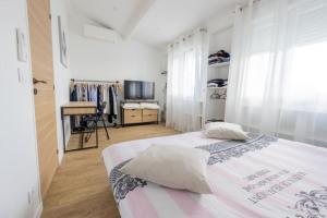 Duplex avec extérieur, 30 min de Paris et Disney
