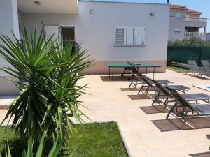 Villa Emanuela with heated private pool, BBQ