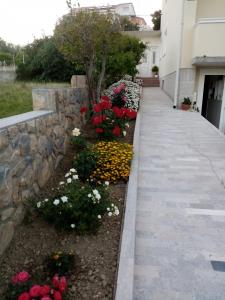 Apartment in Banjol with balcony, air conditioning, WiFi, dishwasher 4888-1