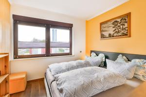 Ferienwohnungen Bernstein