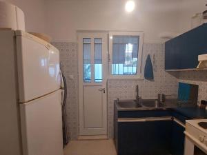 quiet apartment with a large balcony near the sea