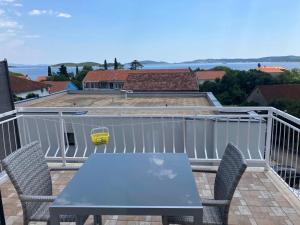 Apartmani Fani 2 min walking from sea