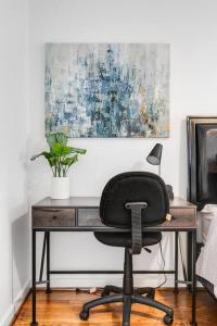 RF Central location w fenced backyard FIRE-PIT