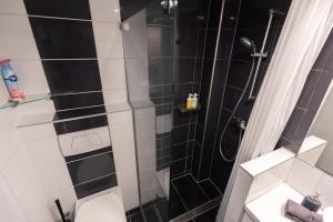 Bright & Shine Apartment