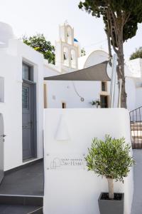 Saint George Cave House