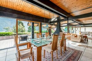 Chalets Beautiful and modern chalet with view on the Annecy lake - Welkeys : photos des chambres