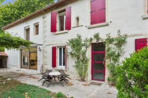 Villas Beautiful house with garden and terrace - Avignon - Welkeys : photos des chambres