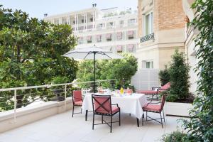 Hotels Le Bristol Paris - an Oetker Collection Hotel : Suite de Luxe avec Jardin