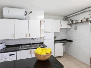 Apartment Torre Hirta by Interhome