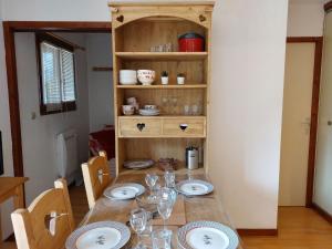 Studio Les chalets du soleil by Interhome