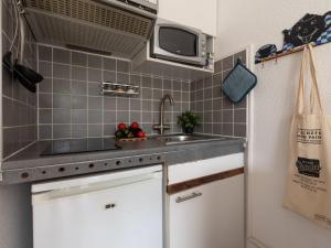 Studio La Frégate-13 by Interhome