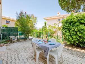 Apartment Le Mas Kilou by Interhome