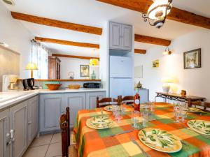 Maisons de vacances Holiday Home La Tonnelle by Interhome : photos des chambres