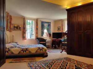 Maisons de vacances Holiday Home La Tourelle des Ocres by Interhome : photos des chambres