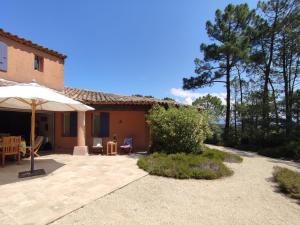 Maisons de vacances Holiday Home Le Moulin des Ocres by Interhome : photos des chambres