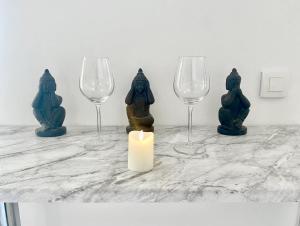 Appartements Appartement climatise a Beziers avec Jacuzzi & Retroprojecteur - Le Palais des Glaces : photos des chambres