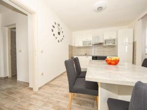 Holiday Home Dalmatina by Interhome