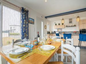 Maisons de vacances Holiday Home Les Agapanthes by Interhome : photos des chambres
