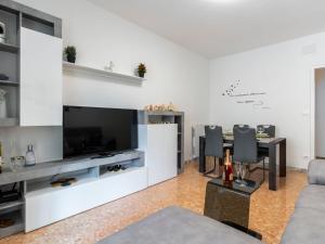 Apartment Giardino al Mare by Interhome