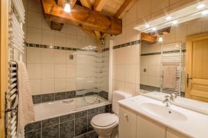 Chalets Rare Chalet 30 Personnes : photos des chambres