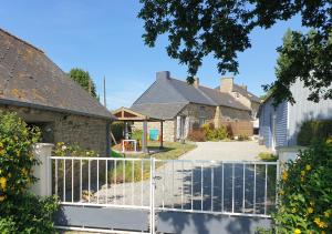 Maisons de vacances Charming traditional 2-Bed Cottage near Plemet : photos des chambres