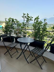 Queen’s Luxury Apartments Lake