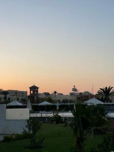 شقة احلامك علي البحر