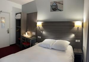 Hotels Hipotel Lilas Gambetta : Chambre Double