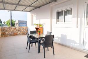 Zografia - Charming House near the coast