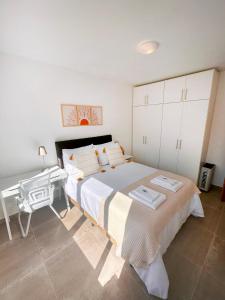 Local 102 Apartment
