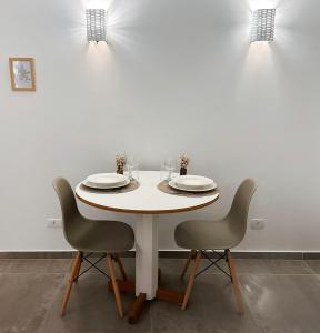 Local 102 Apartment