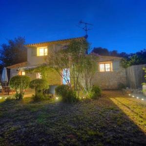 Maisons de vacances Maison de campagne calme jacuzzi : photos des chambres
