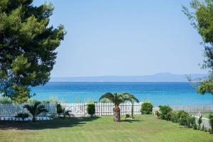 SeaFront Villa Glaros