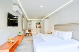 OP downtown Studio by Casago