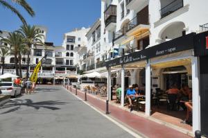 Apartamento en Marina Puerto de la Duquesa