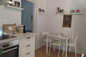 Flóra House 3 minutes from Lake Balaton