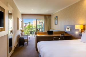 Junior Suite with Garden View room in Holiday Inn Cannes an IHG Hotel