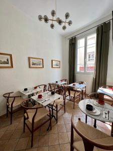 Hotels Hotel des Beaux Arts : photos des chambres