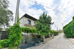 Apartments with a parking space Pakostane, Biograd - 18981 