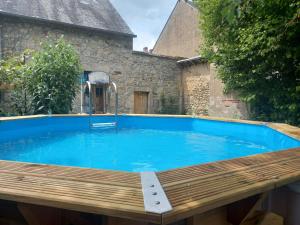 Maisons de vacances Gite Aigurande, 4 pieces, 8 personnes - FR-1-591-538 : photos des chambres